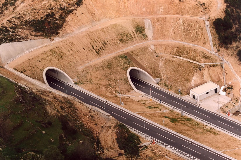 Ramela Tunnel, Guarda